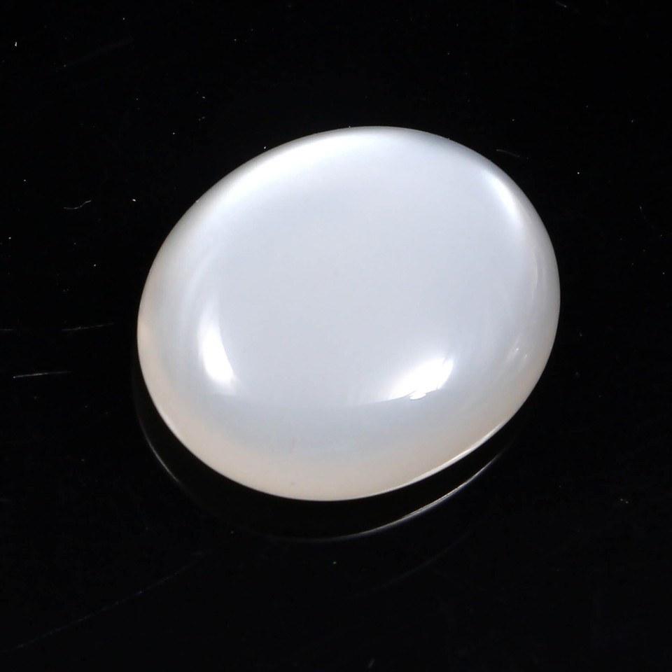 WHITE MOONSTONE